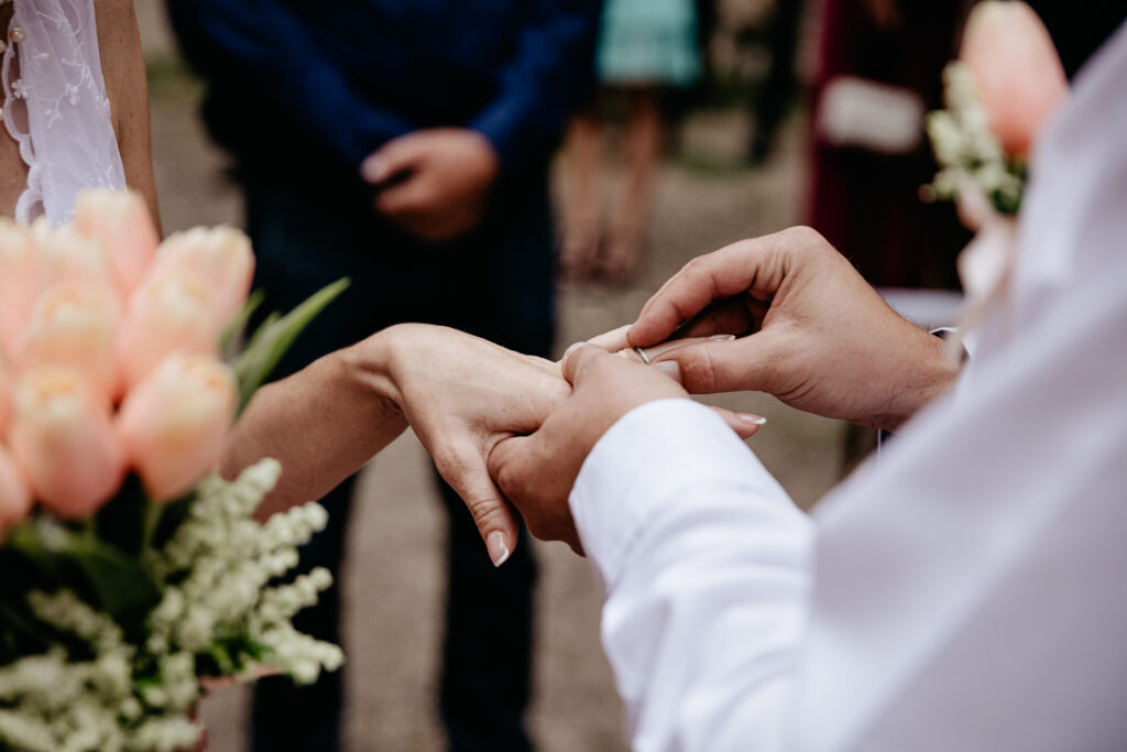 Výměna prstýnků | Wedding ring exchange